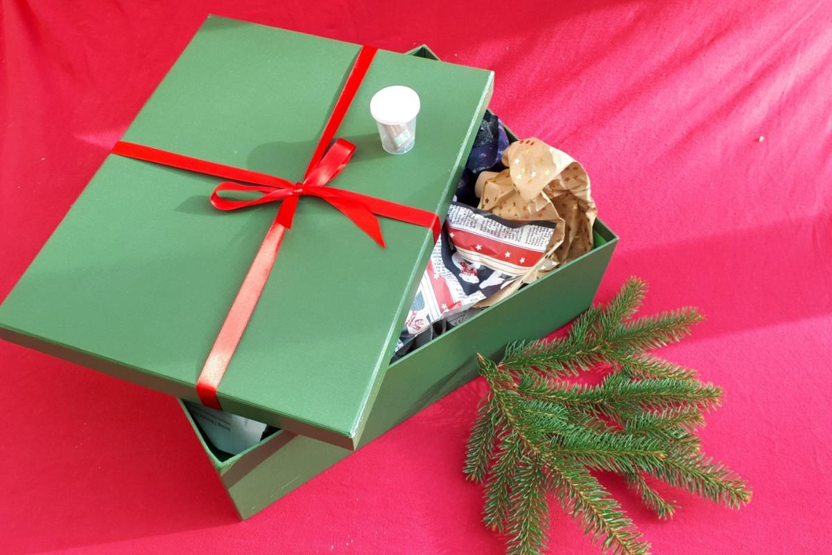 familien234 2.Advent B Schatzsuche_Geschenkpapier