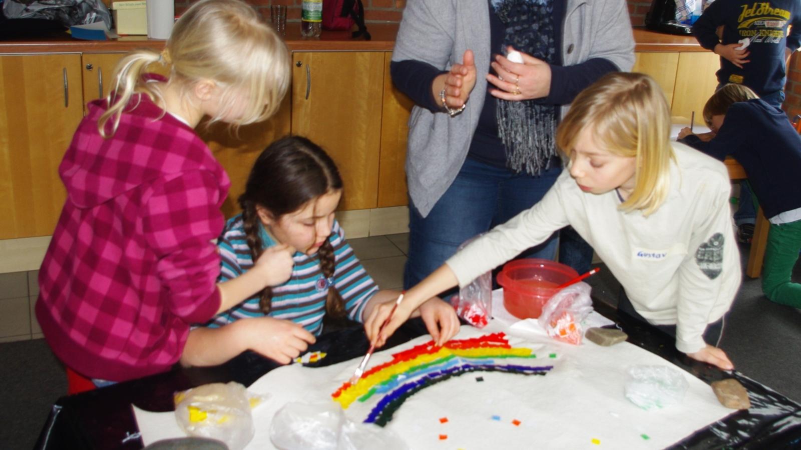 familien234 Thema Regenbogen
