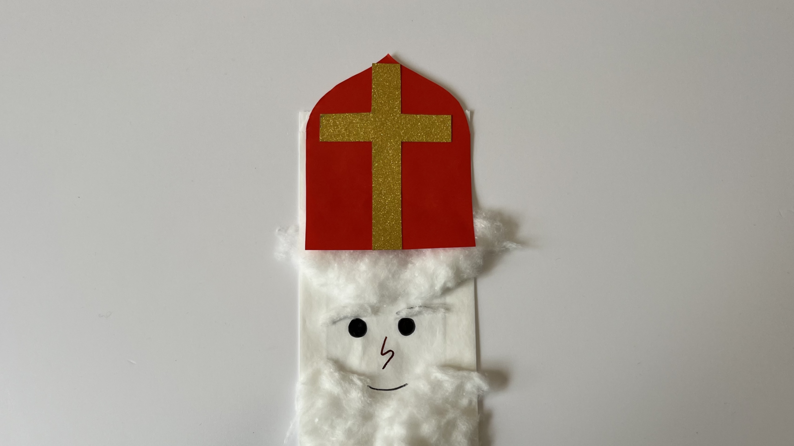 Vollständig gebastelte Nikolaustüte