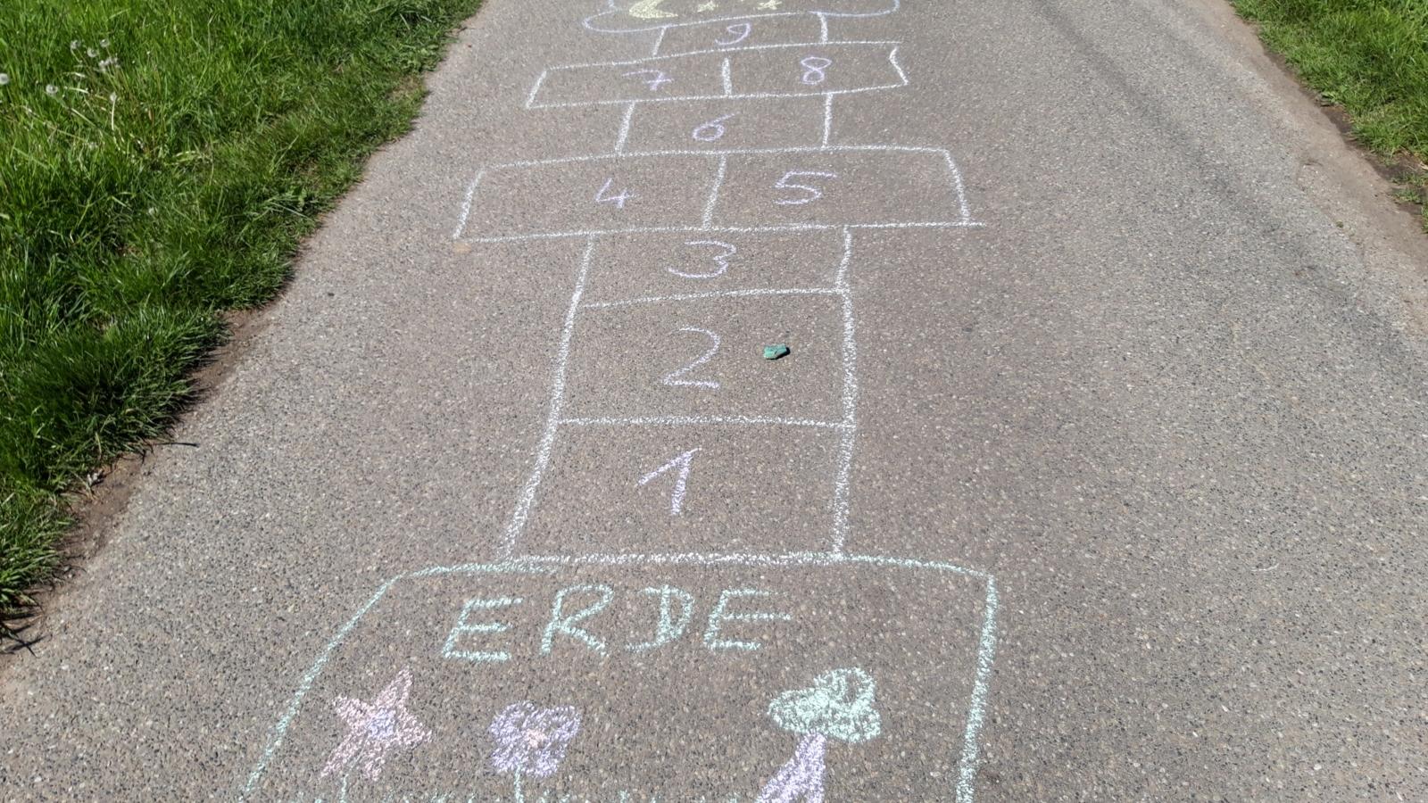 Schöpfung Tag 4 Hüpfekästchen 2