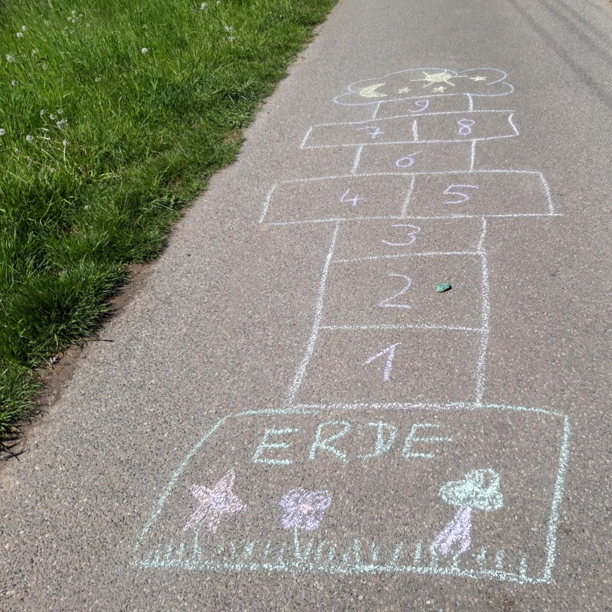 Schöpfung Tag 4 Hüpfekästchen 2